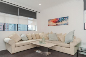 The Terrace CBD Apt for Work & Play